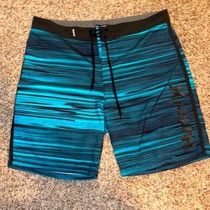 Hurley Men’s Board Short- Turquoise & Blk- Size 34